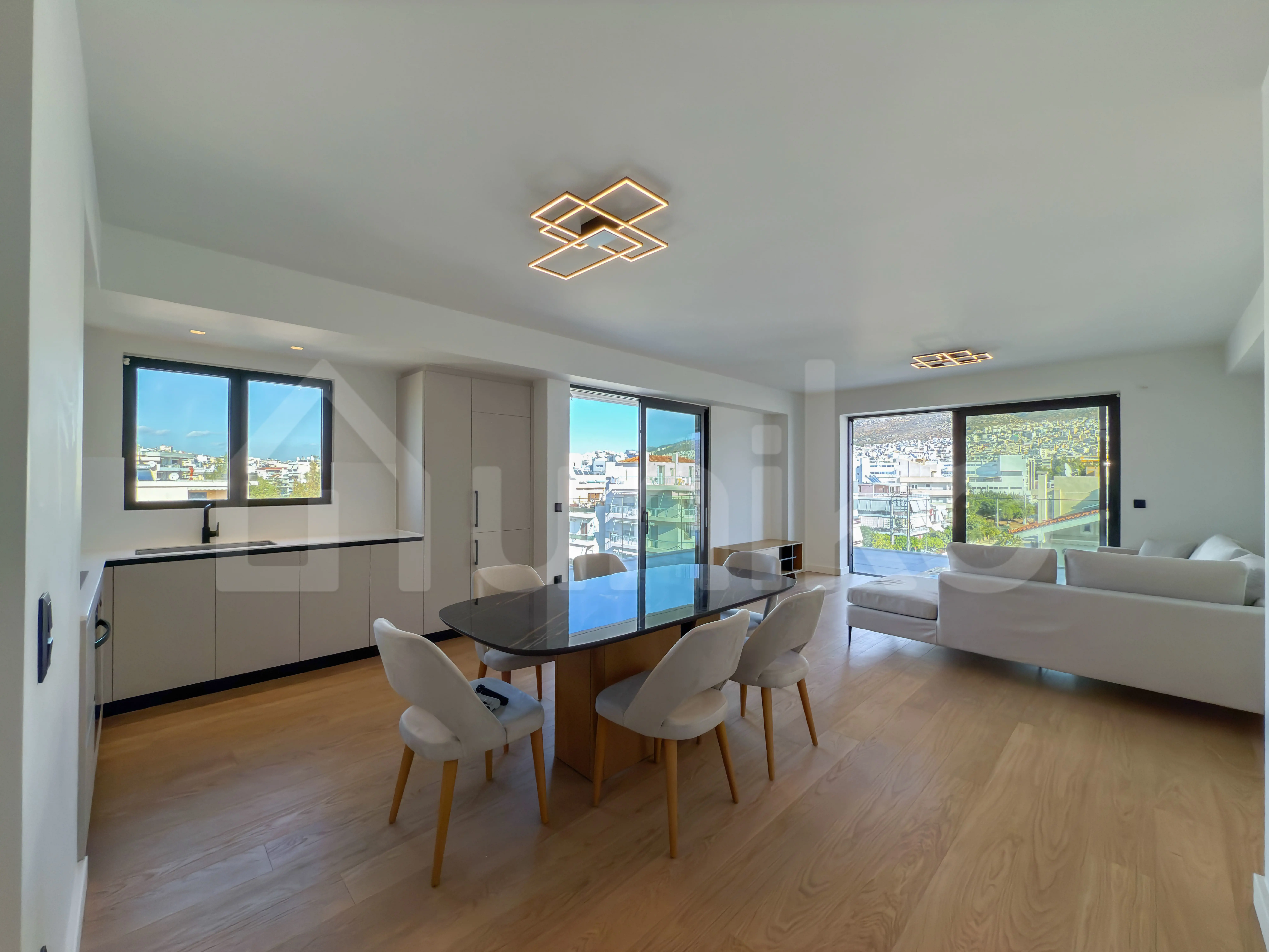 Secondary Photo of property with code 00001533