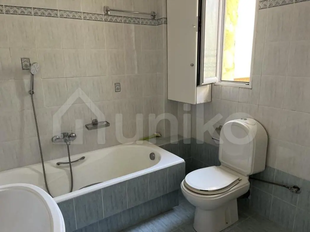 Secondary Photo of property with code 00001552