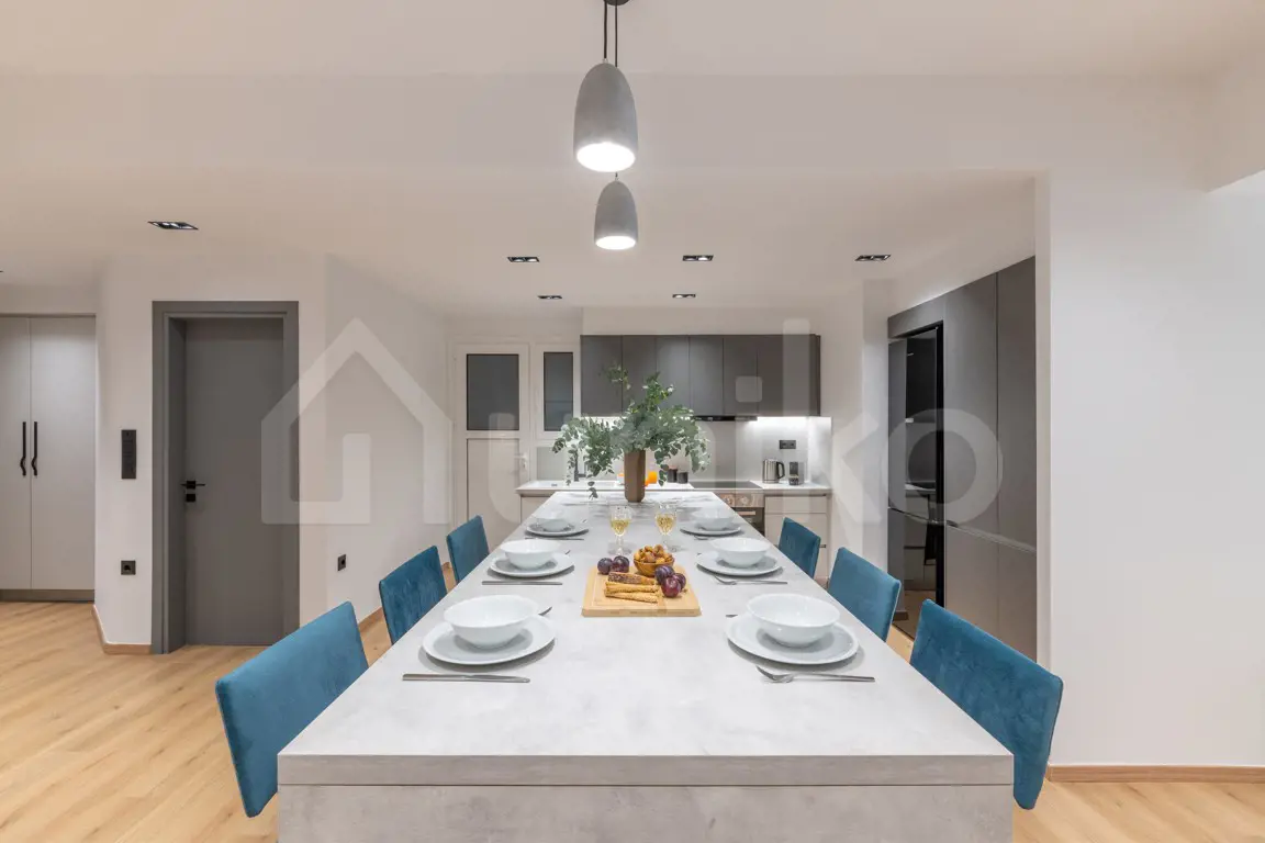 Secondary Photo of property with code 00001556