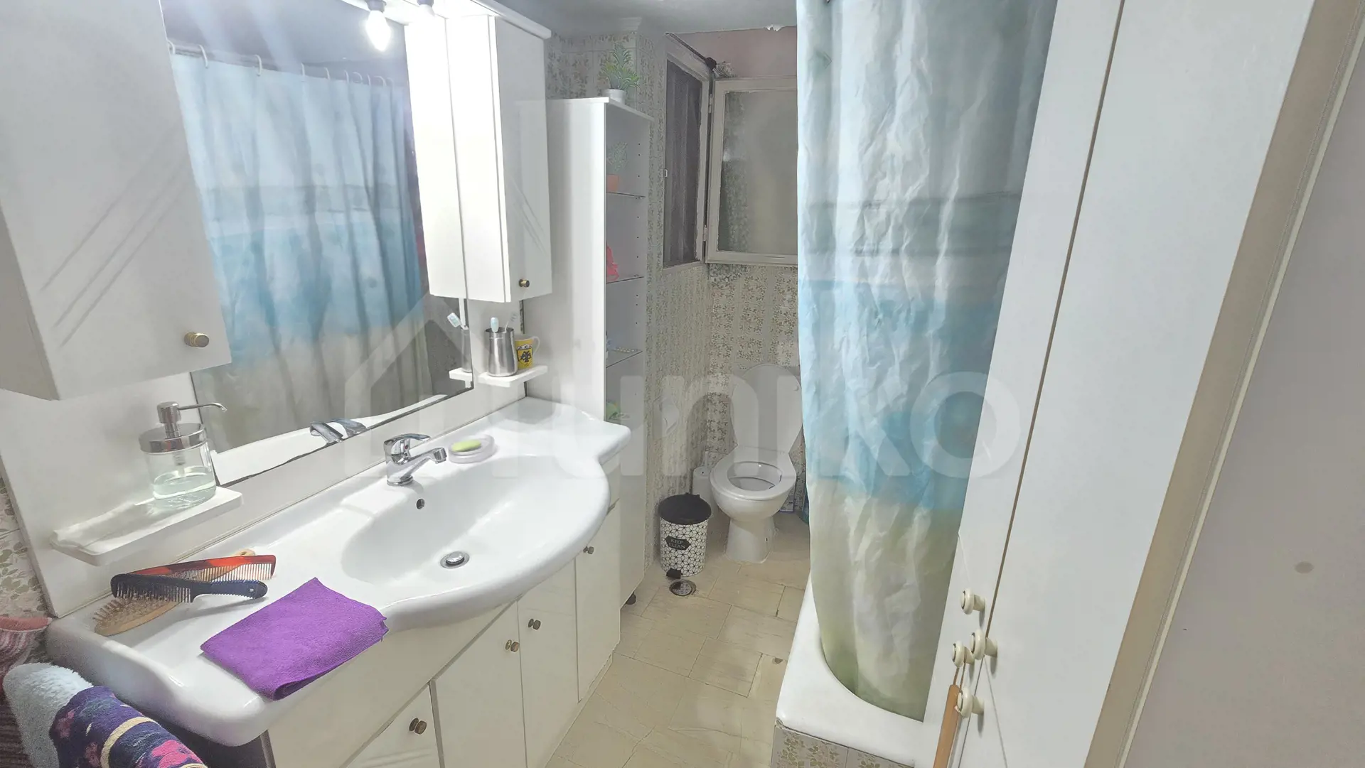 Secondary Photo of property with code 00001646