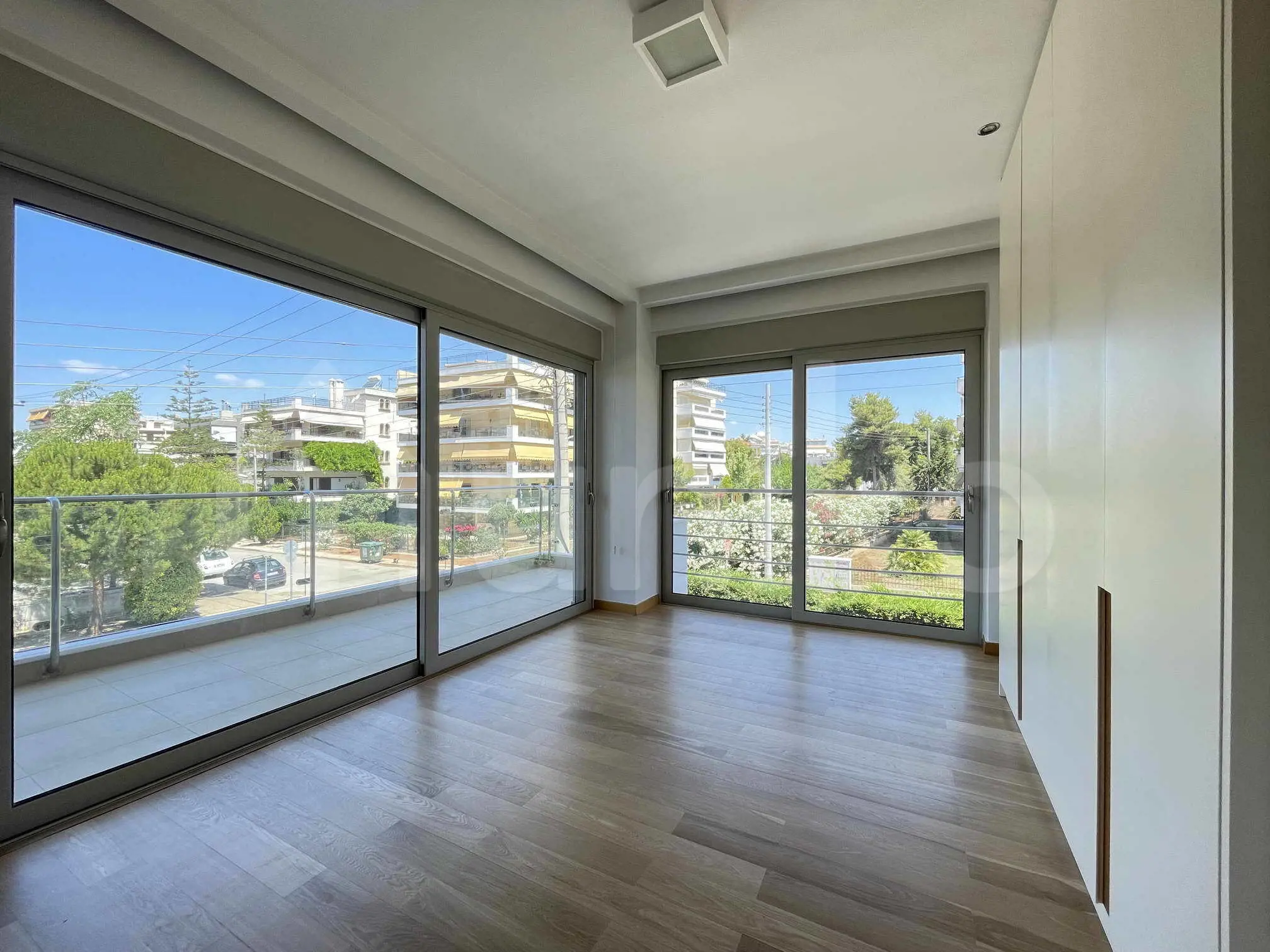 Secondary Photo of property with code 00001656