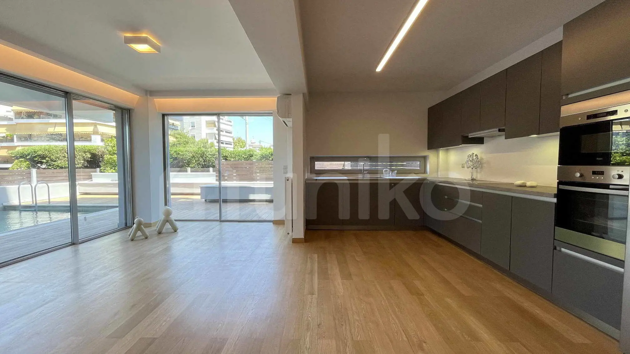 Secondary Photo of property with code 00001656