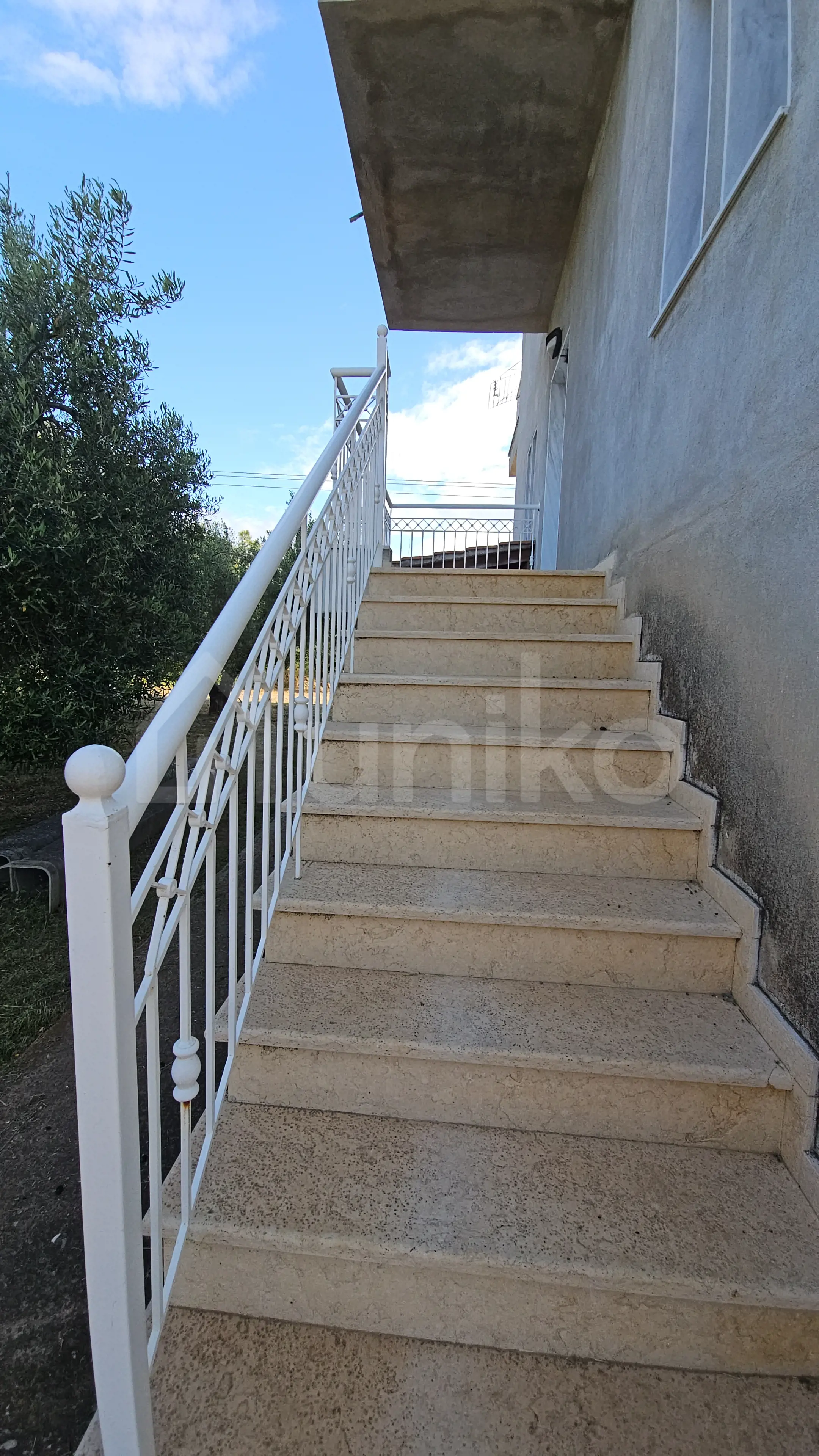 Secondary Photo of property with code 00001790