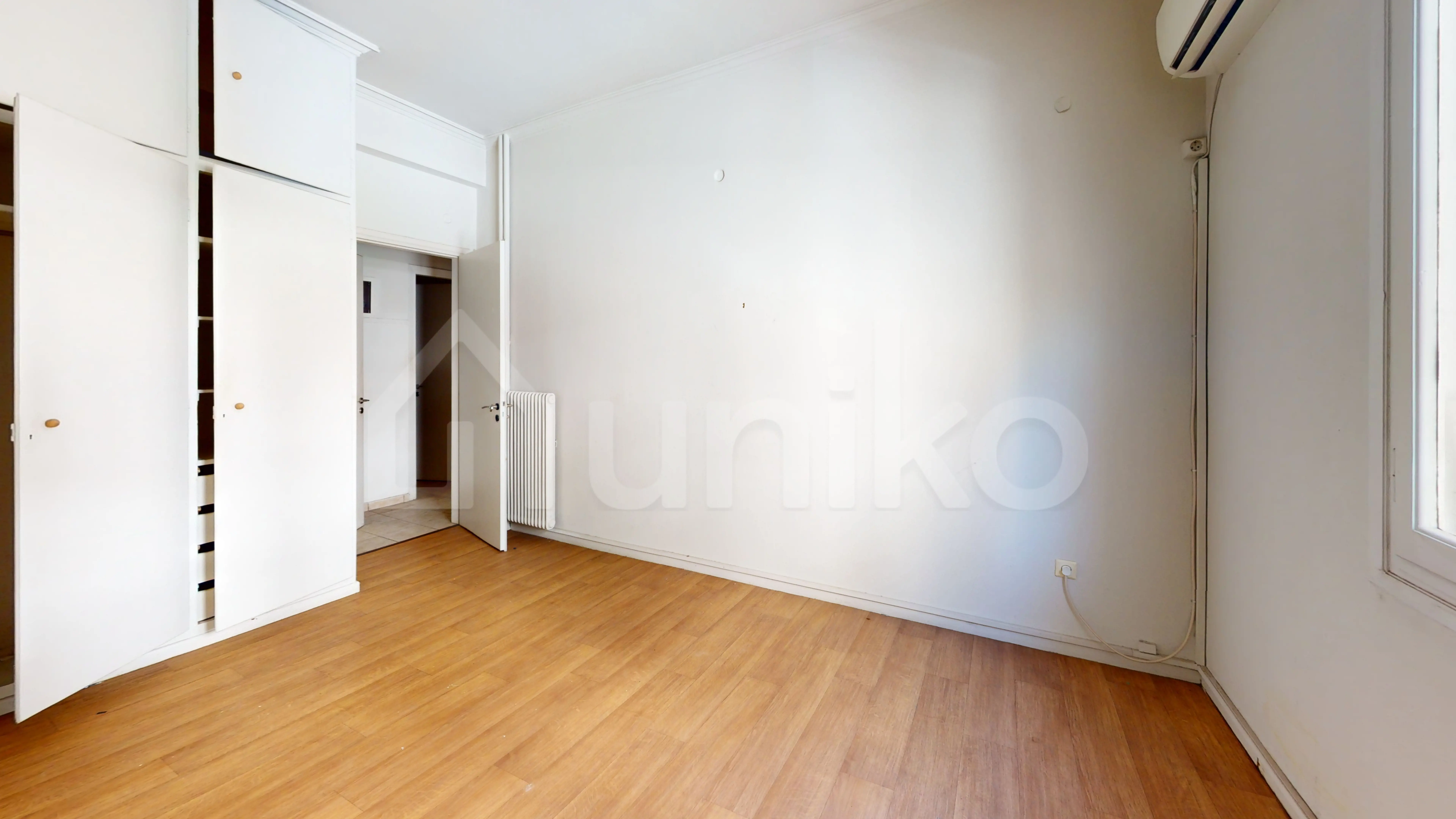 Secondary Photo of property with code 00001881