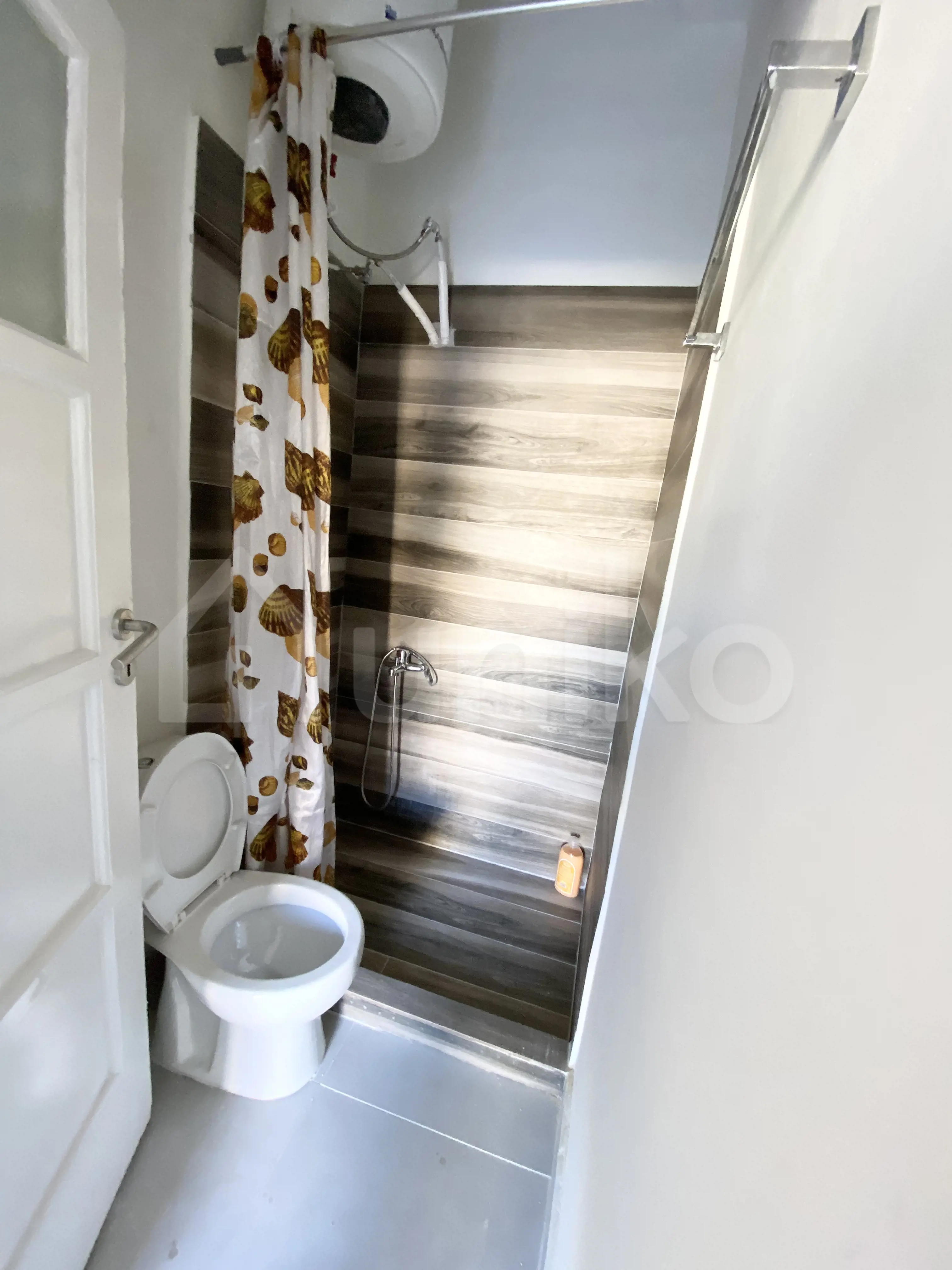 Secondary Photo of property with code 00001908