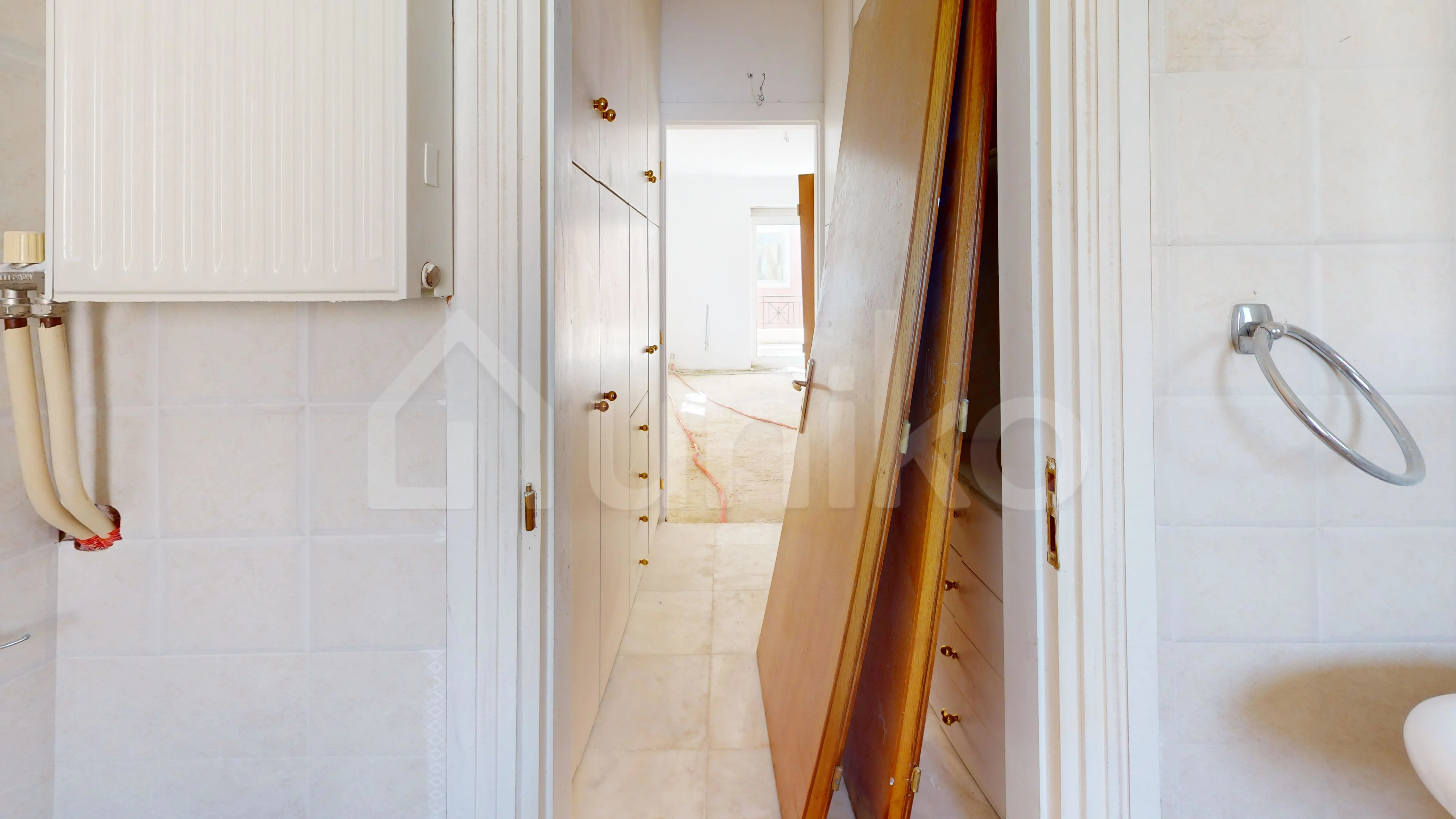 Secondary Photo of property with code 00002370