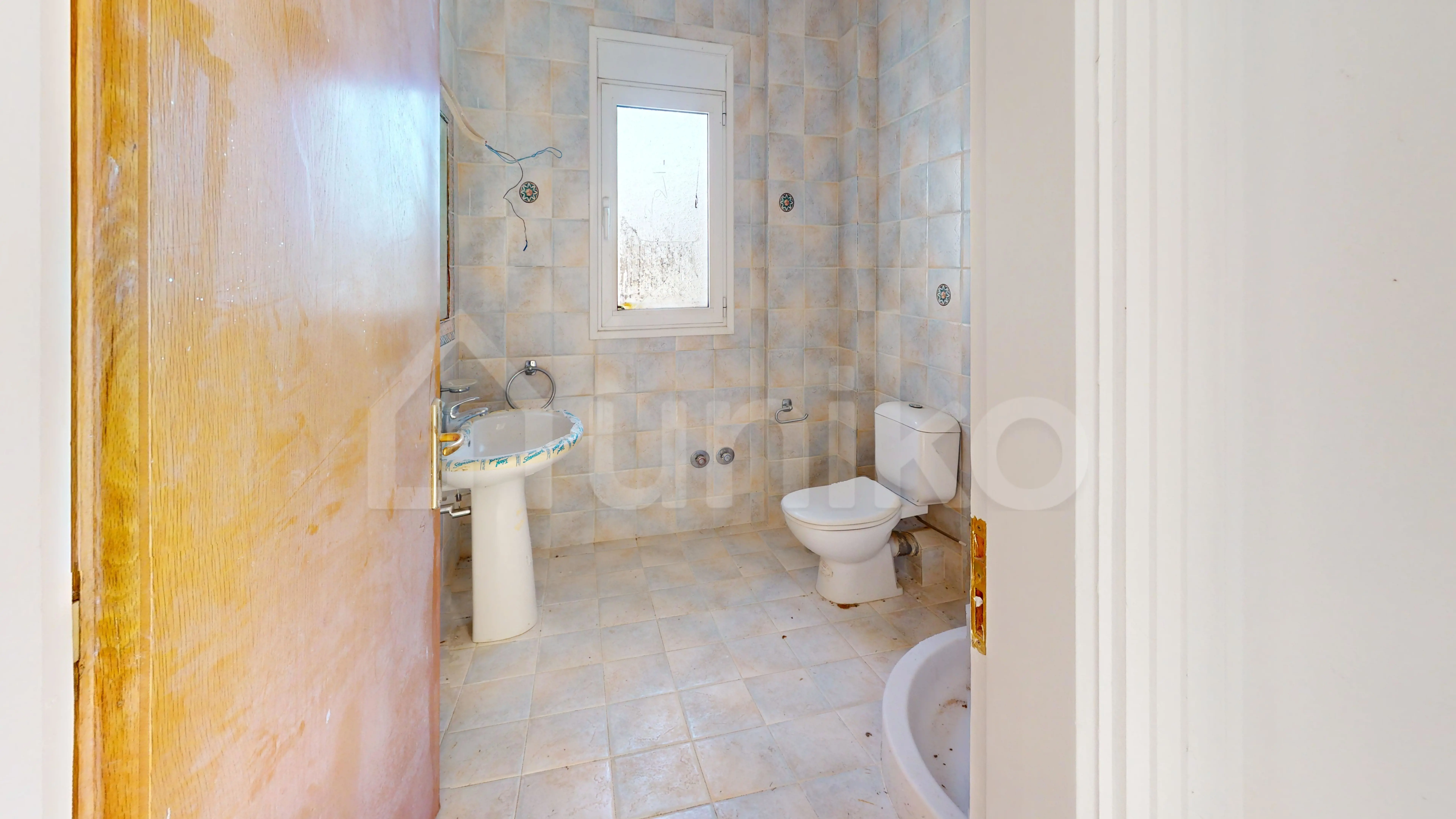Secondary Photo of property with code 00002370