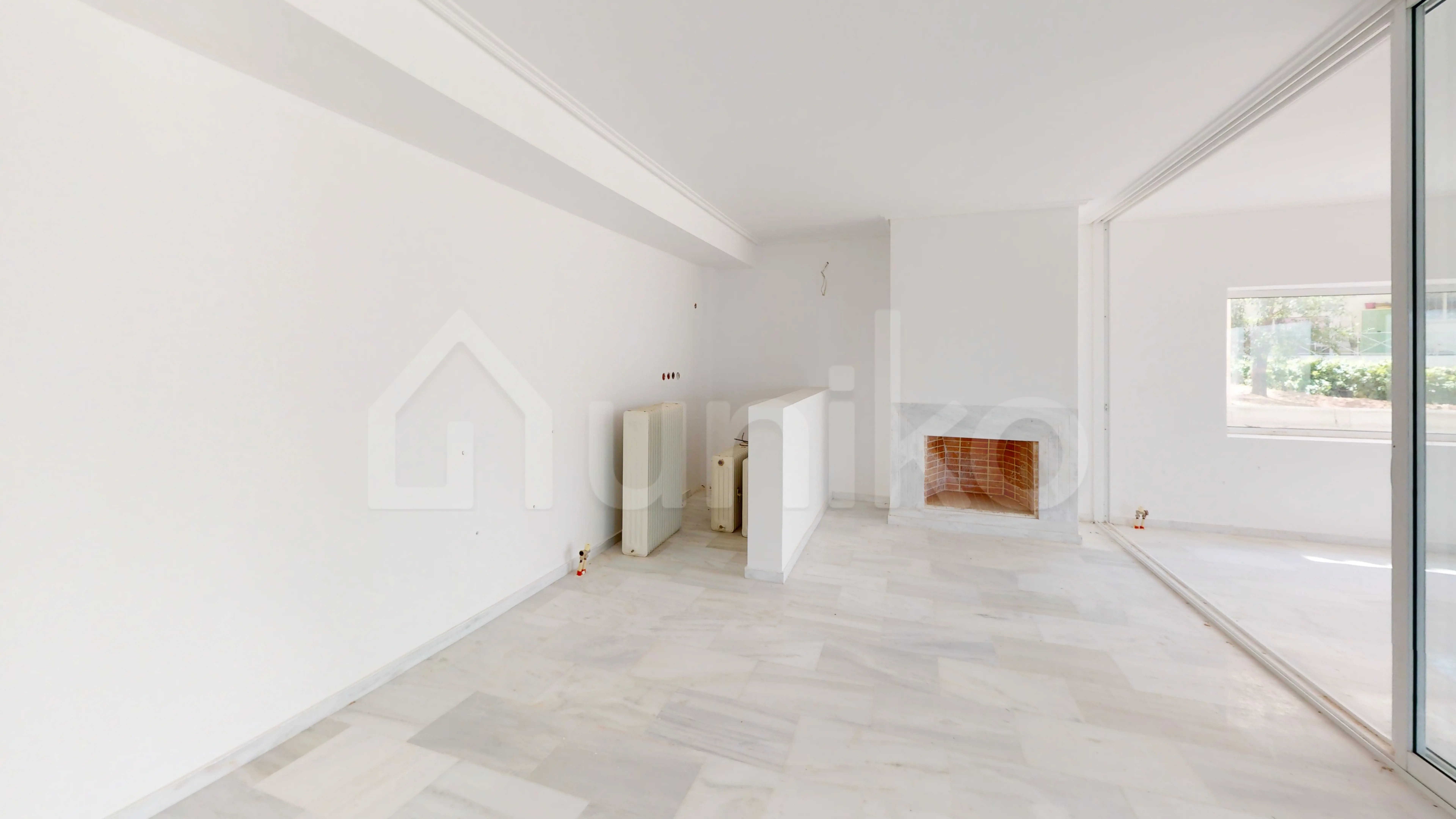 Secondary Photo of property with code 00002370