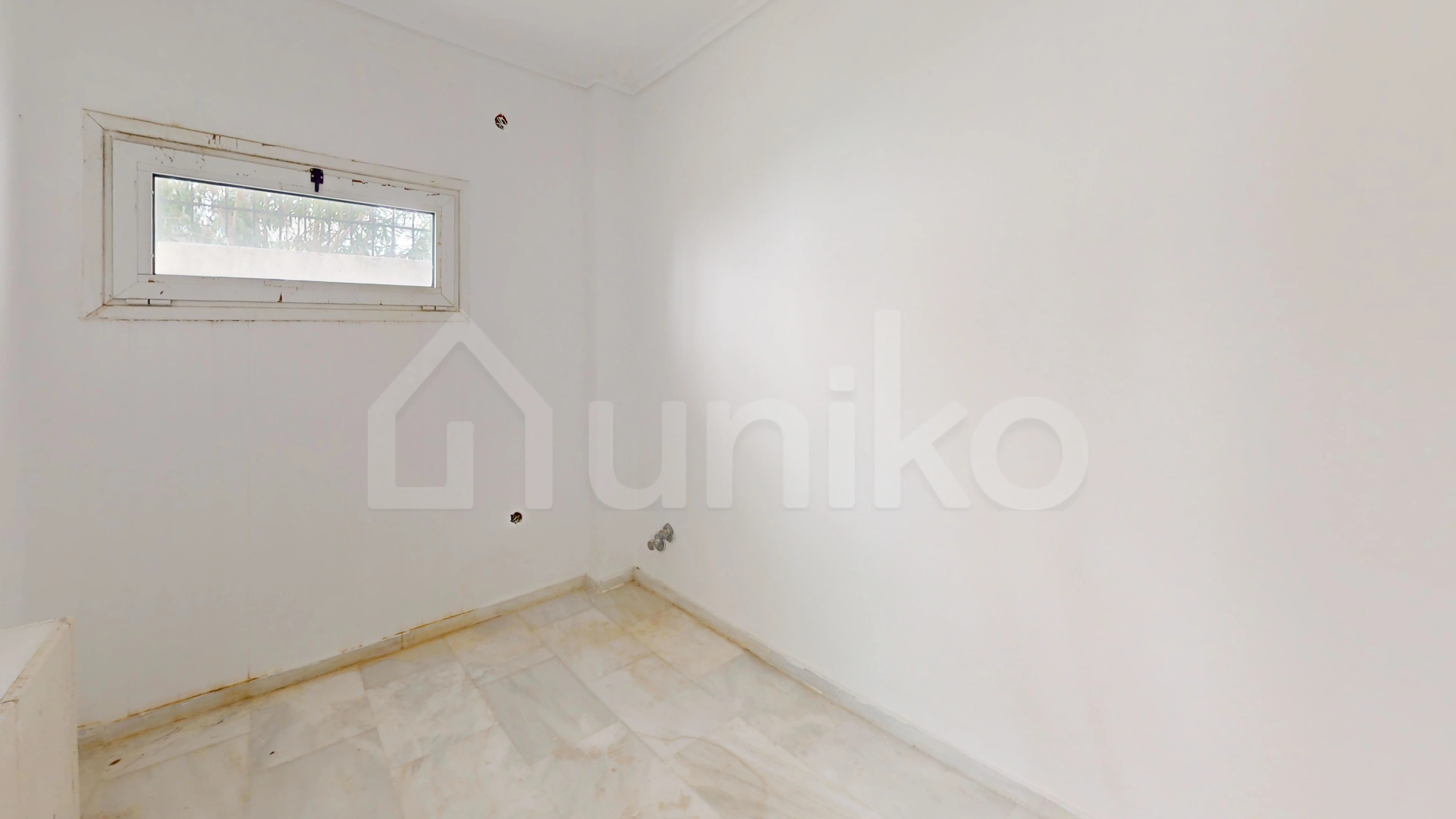 Secondary Photo of property with code 00002370