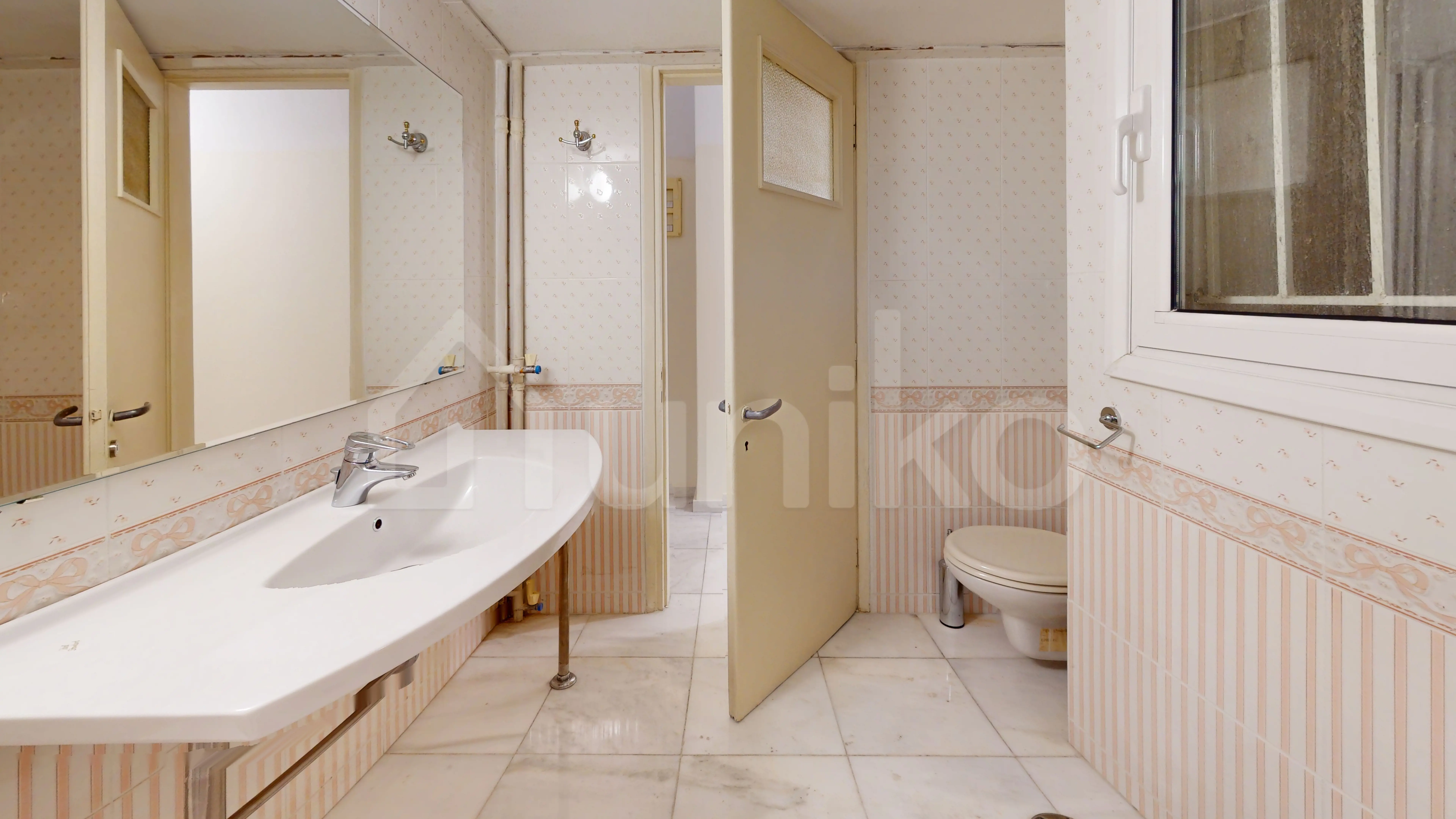 Secondary Photo of property with code 00003568