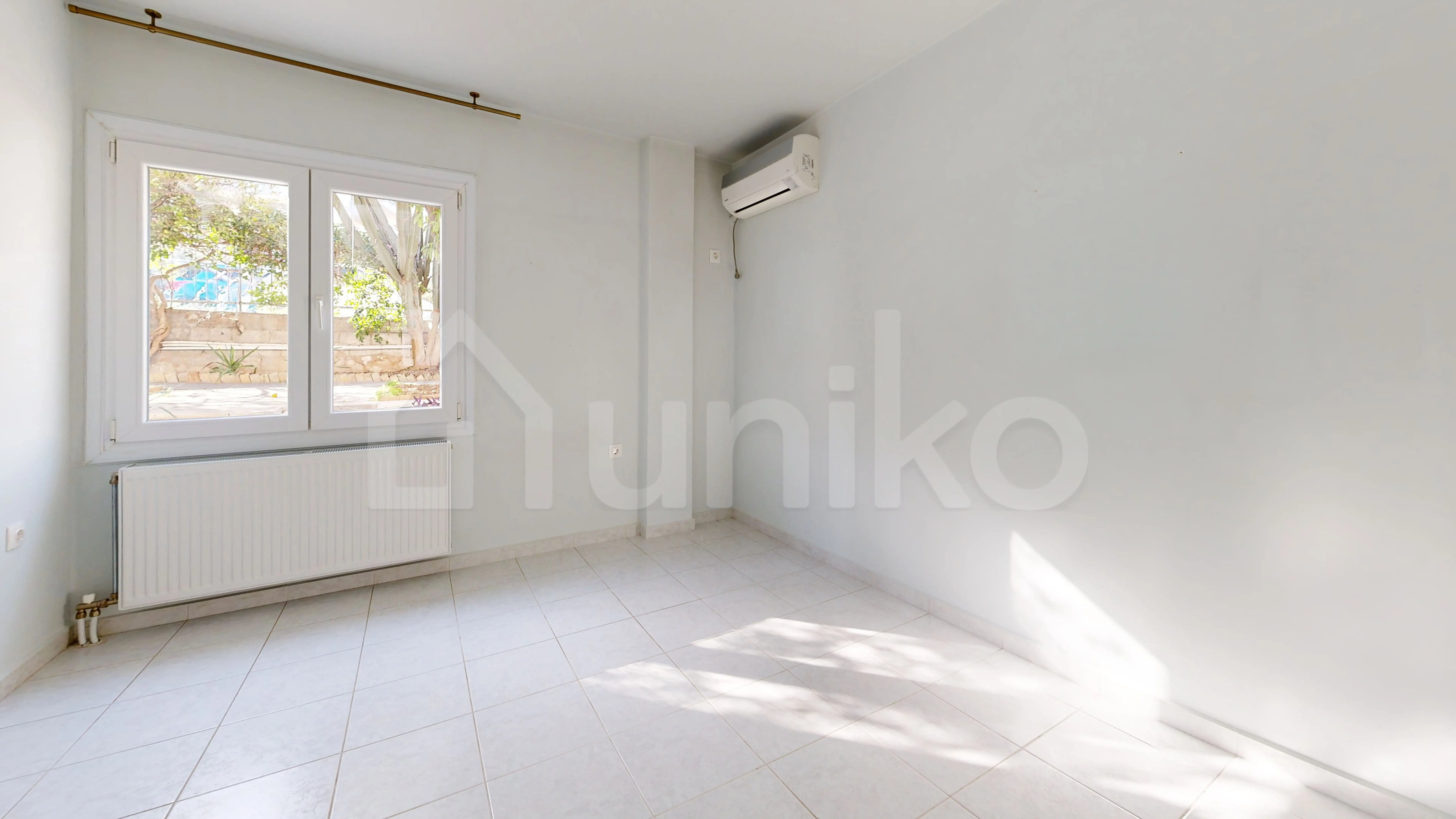 Secondary Photo of property with code 00003761