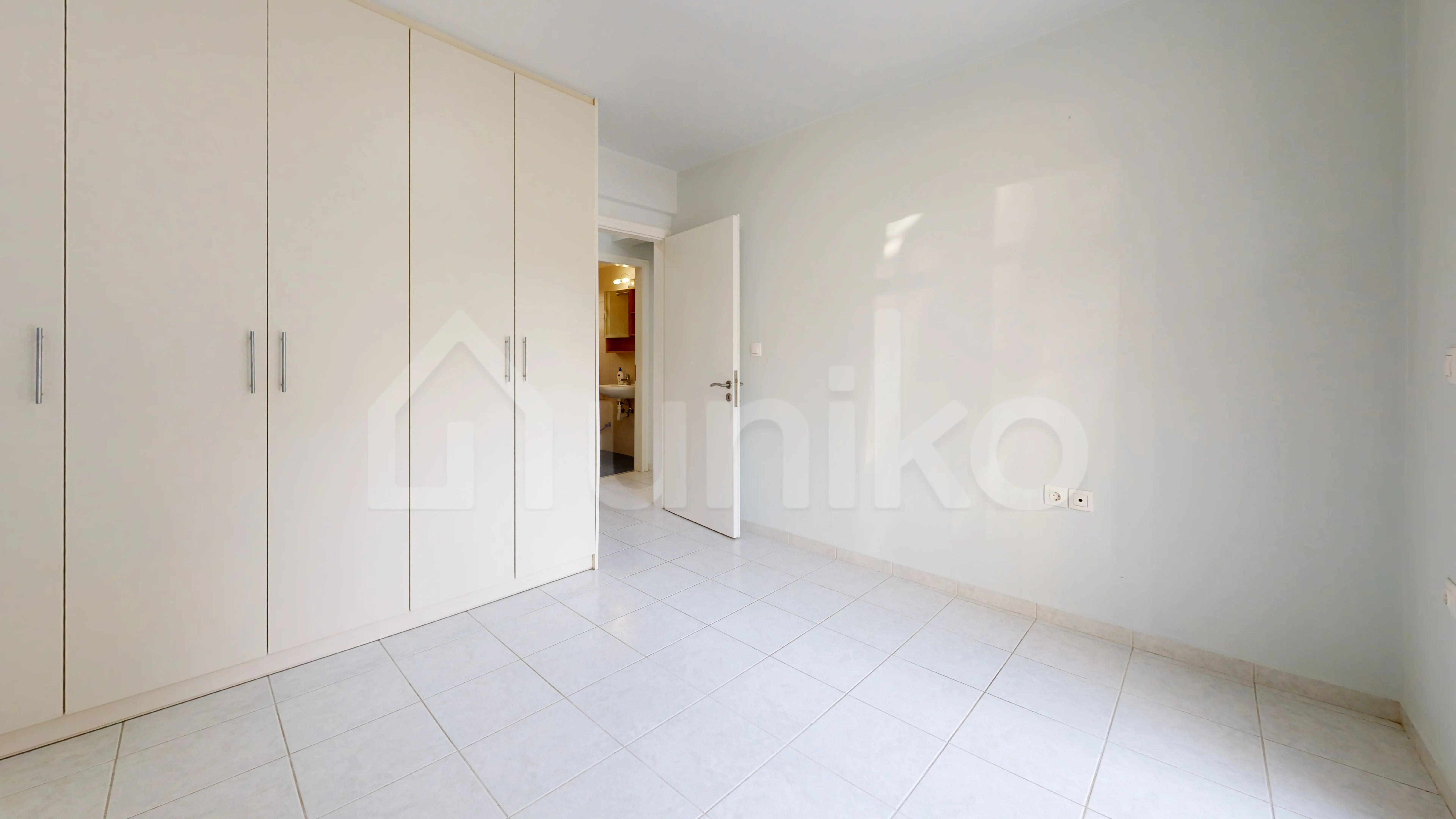 Secondary Photo of property with code 00003761