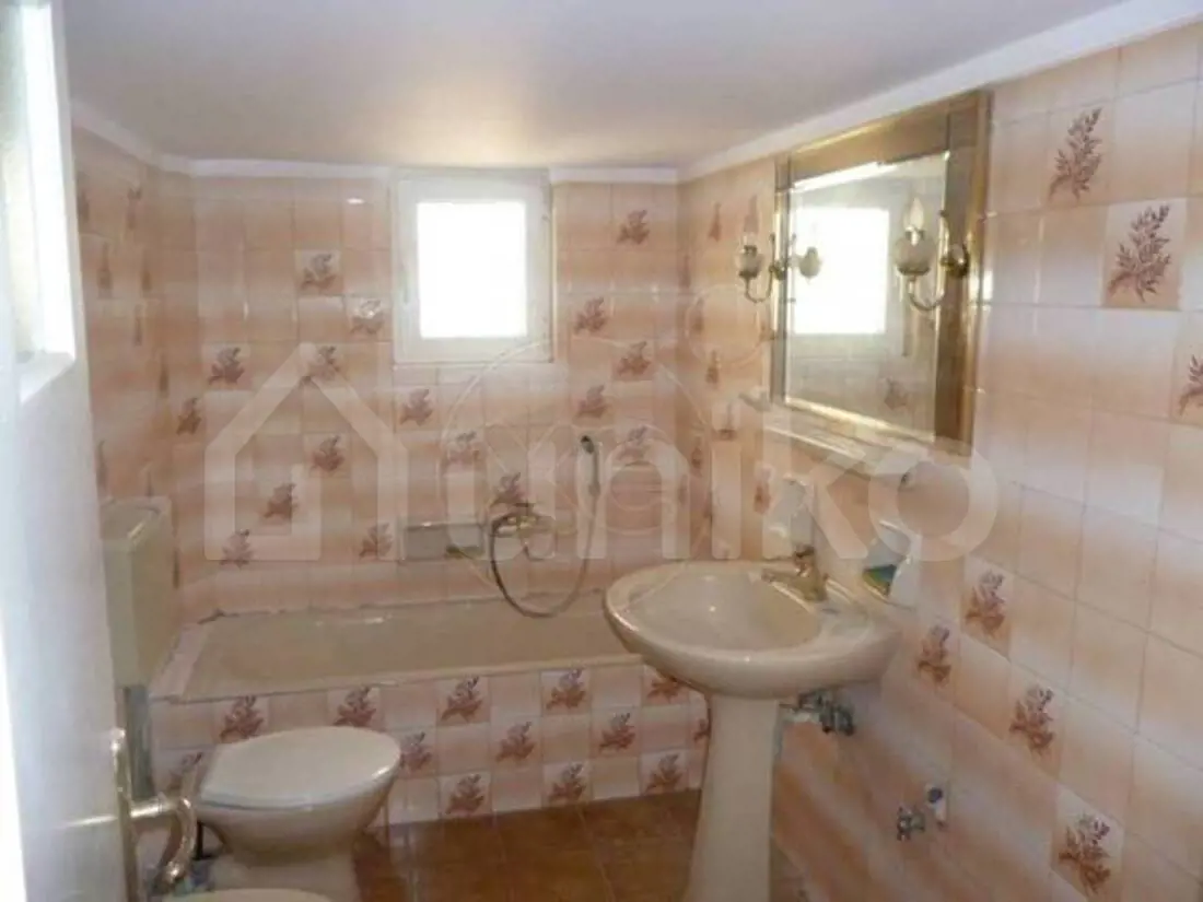 Secondary Photo of property with code 00004612