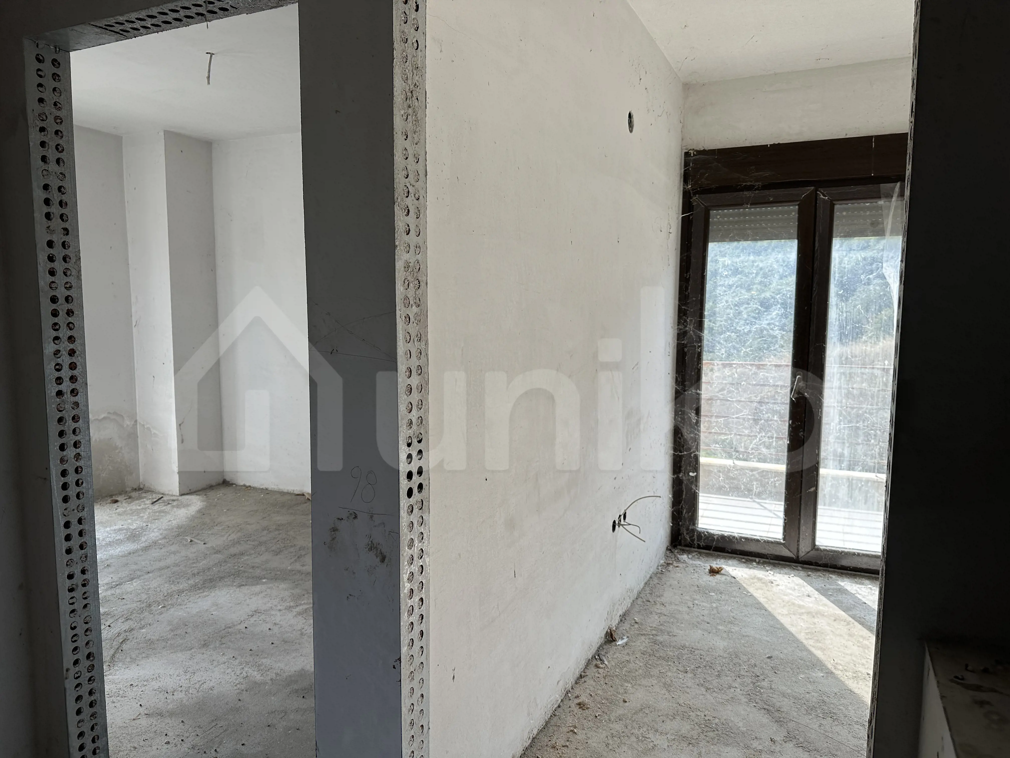 Secondary Photo of property with code 00004699