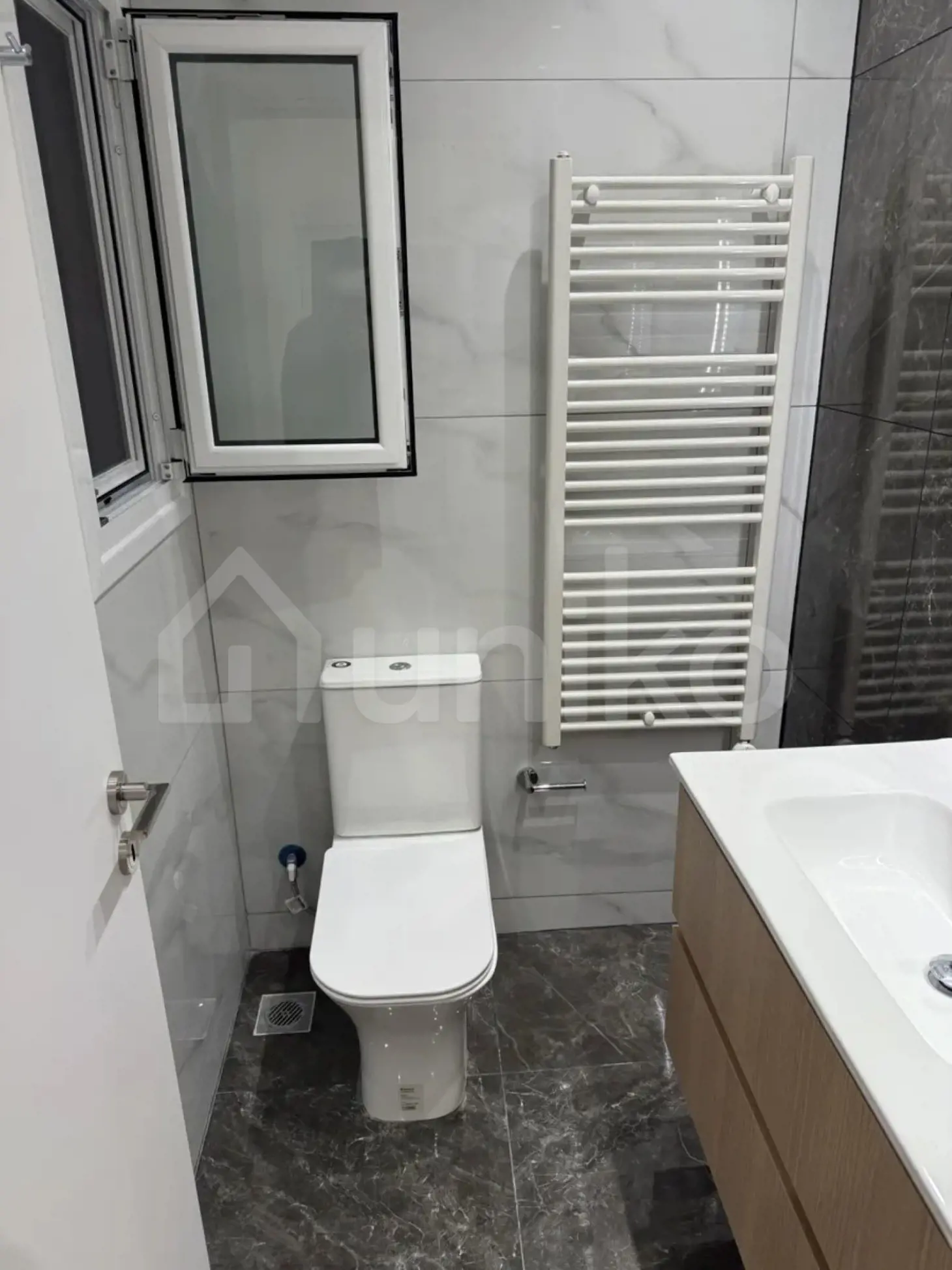 Secondary Photo of property with code 00005322