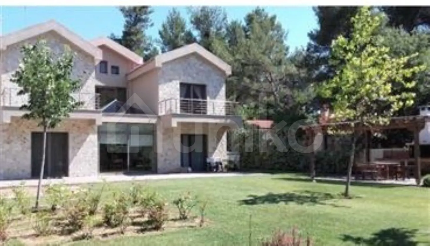 Secondary Photo of property with code 00005336