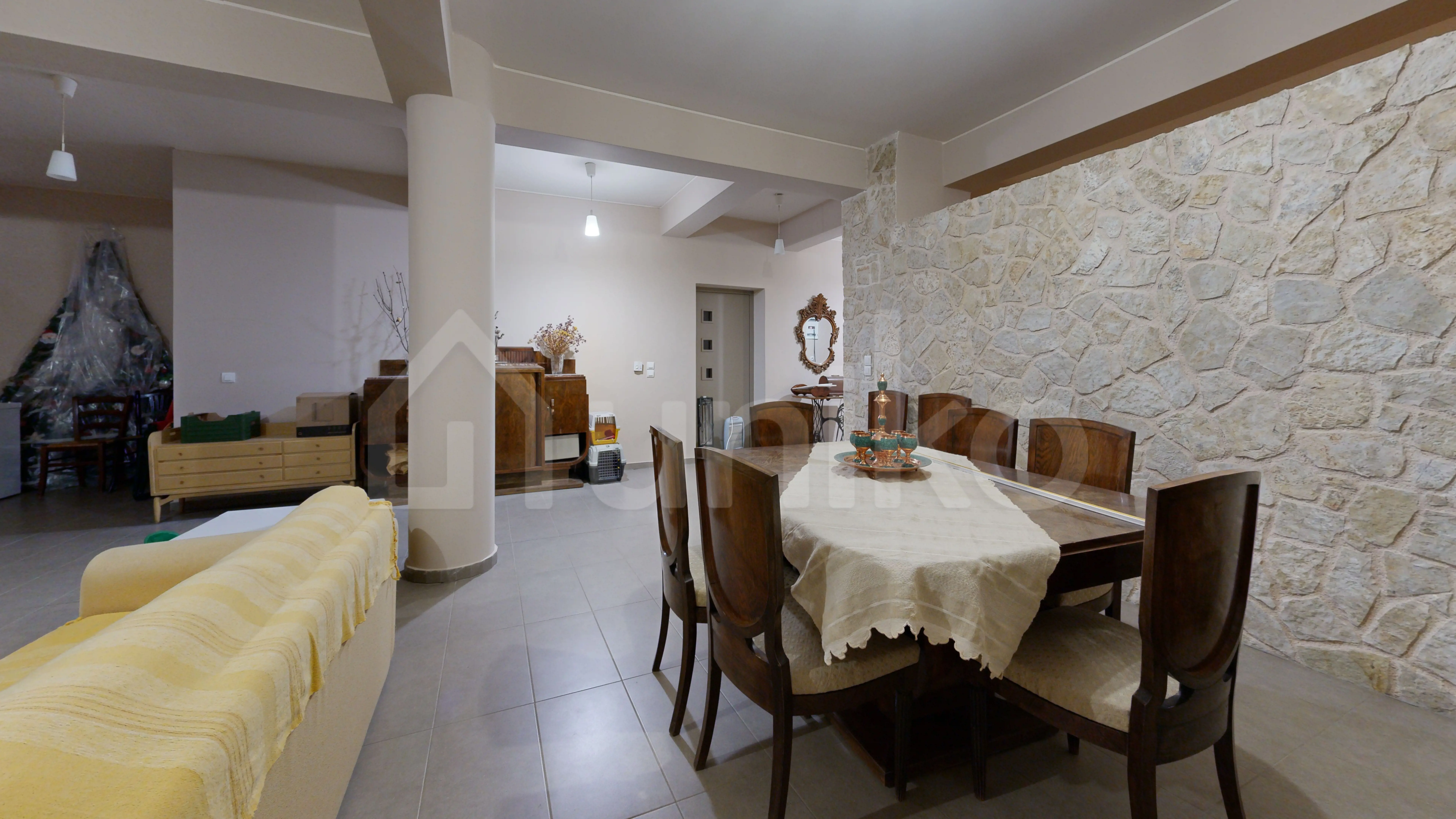 Secondary Photo of property with code 00005336