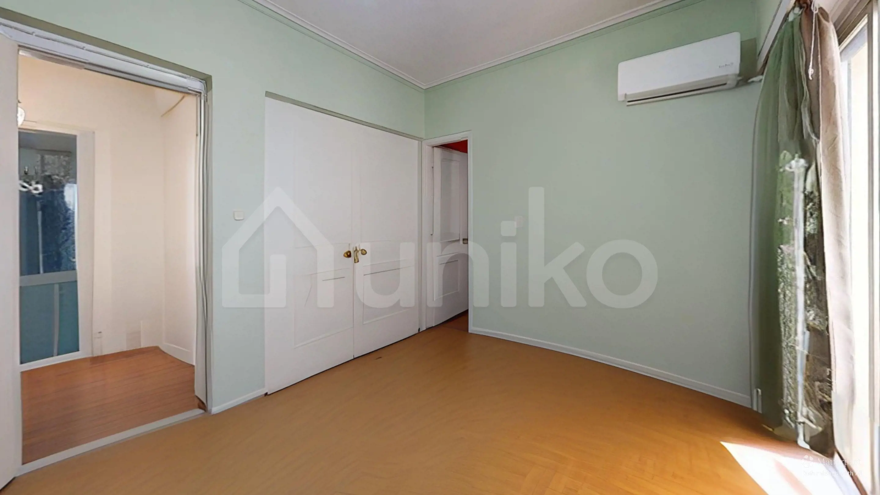 Secondary Photo of property with code 00005613