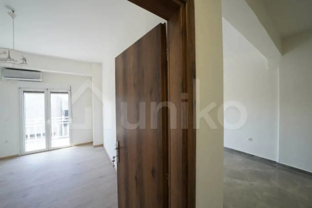 Secondary Photo of property with code 00005685