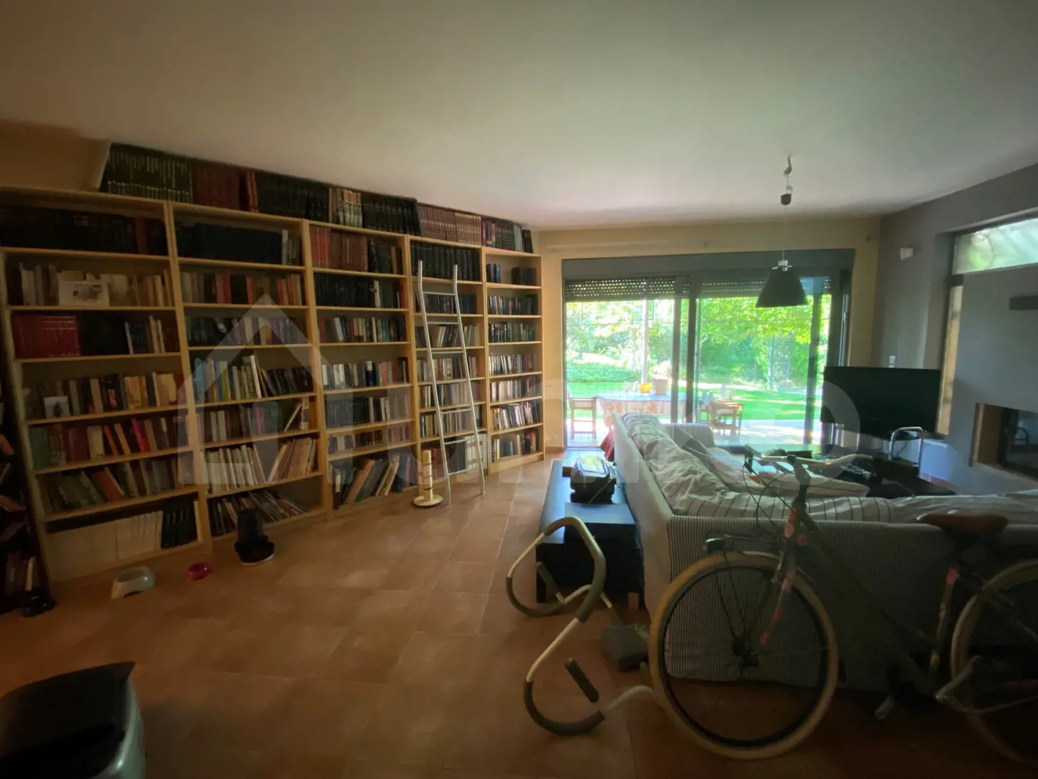 Secondary Photo of property with code 00005862