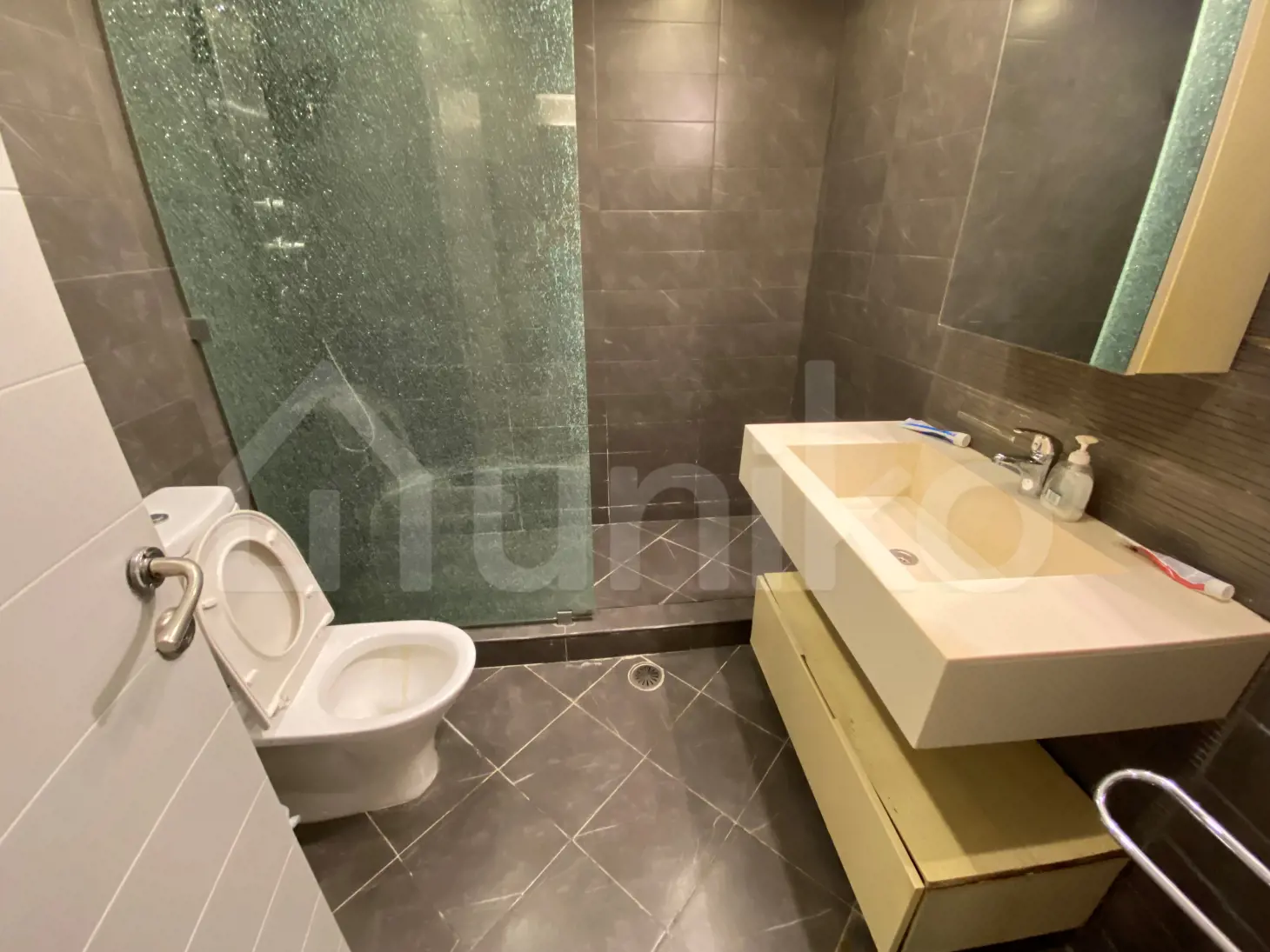 Secondary Photo of property with code 00005862
