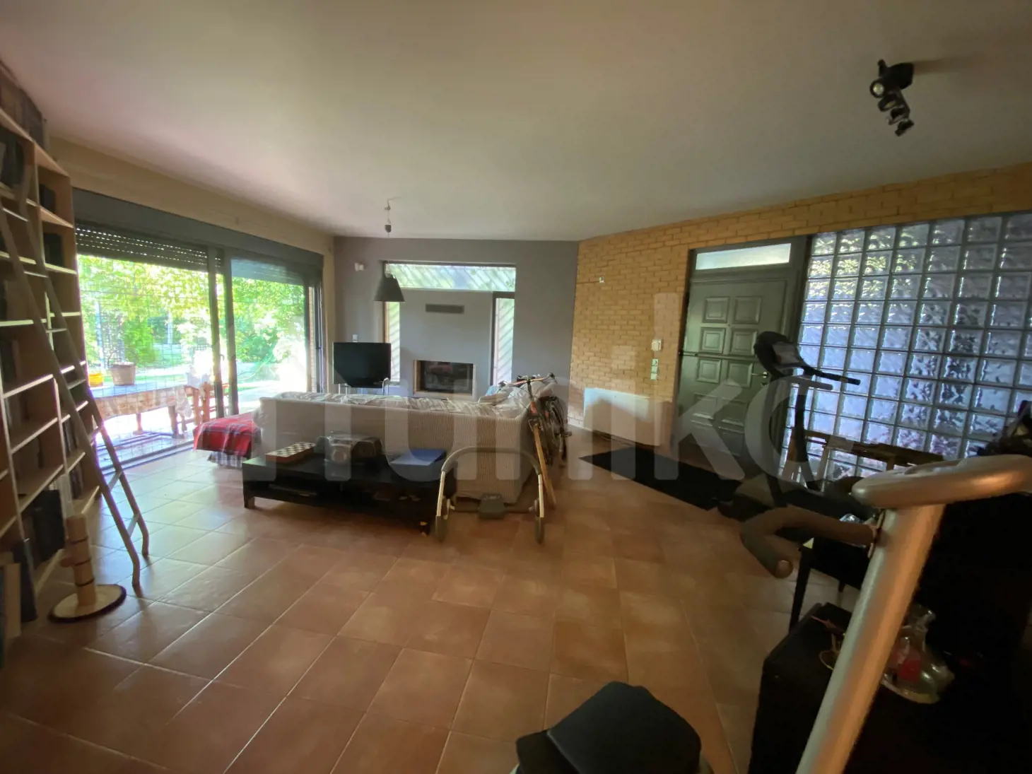Secondary Photo of property with code 00005862