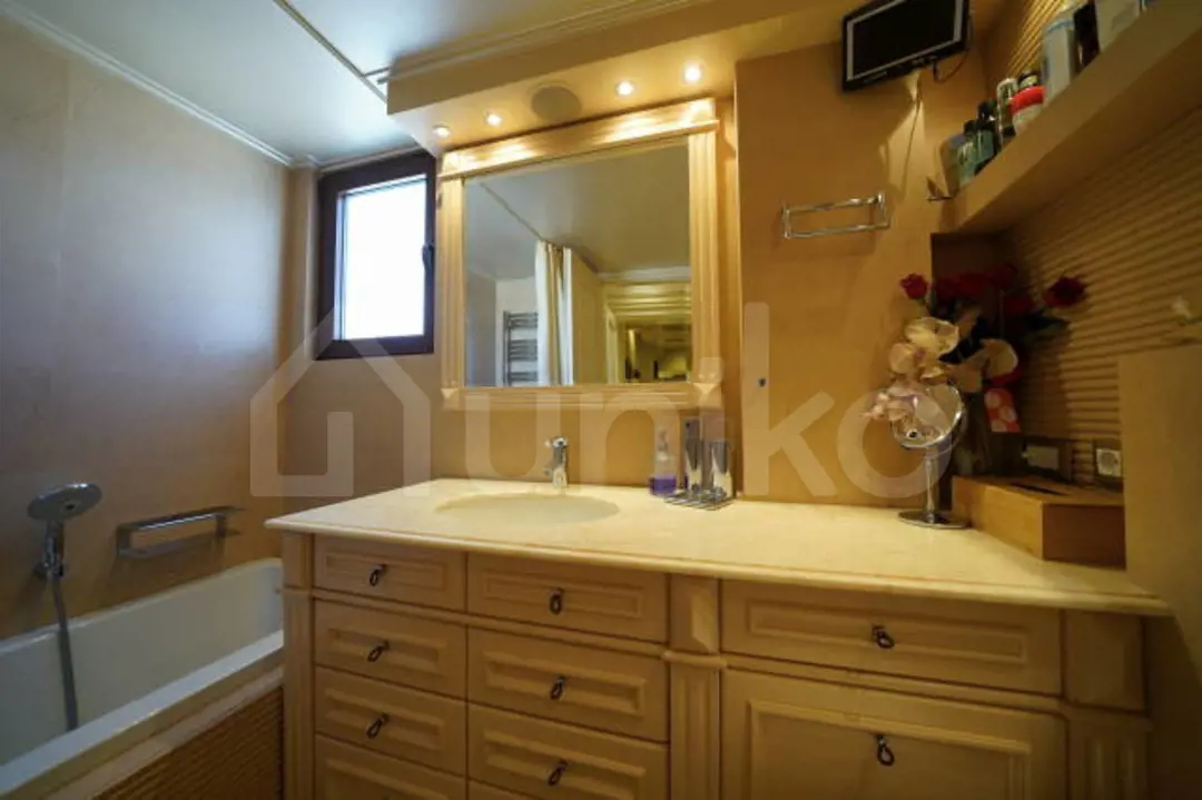 Secondary Photo of property with code 00005943
