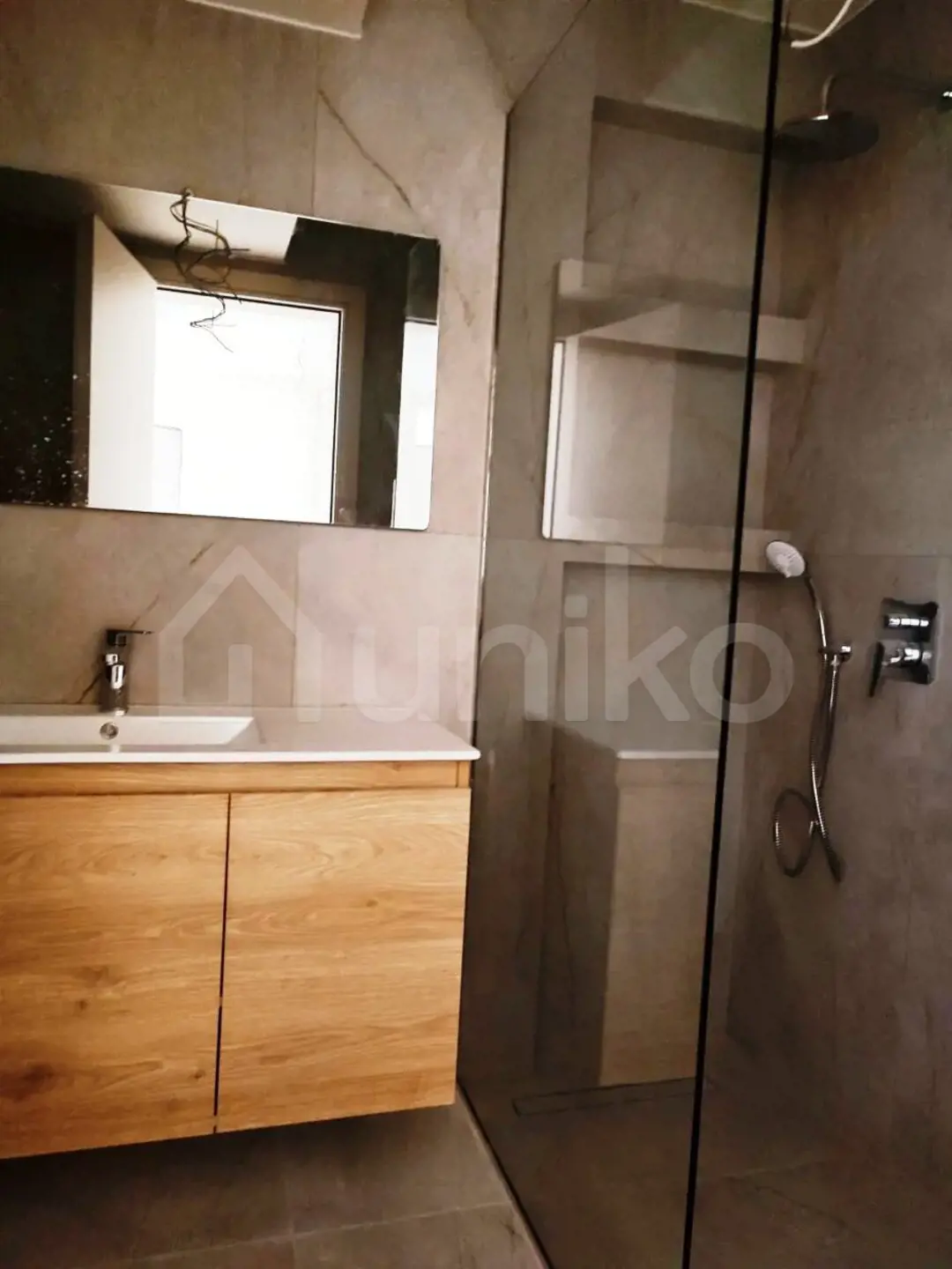 Secondary Photo of property with code 00006535