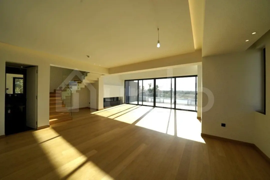Secondary Photo of property with code 00007867