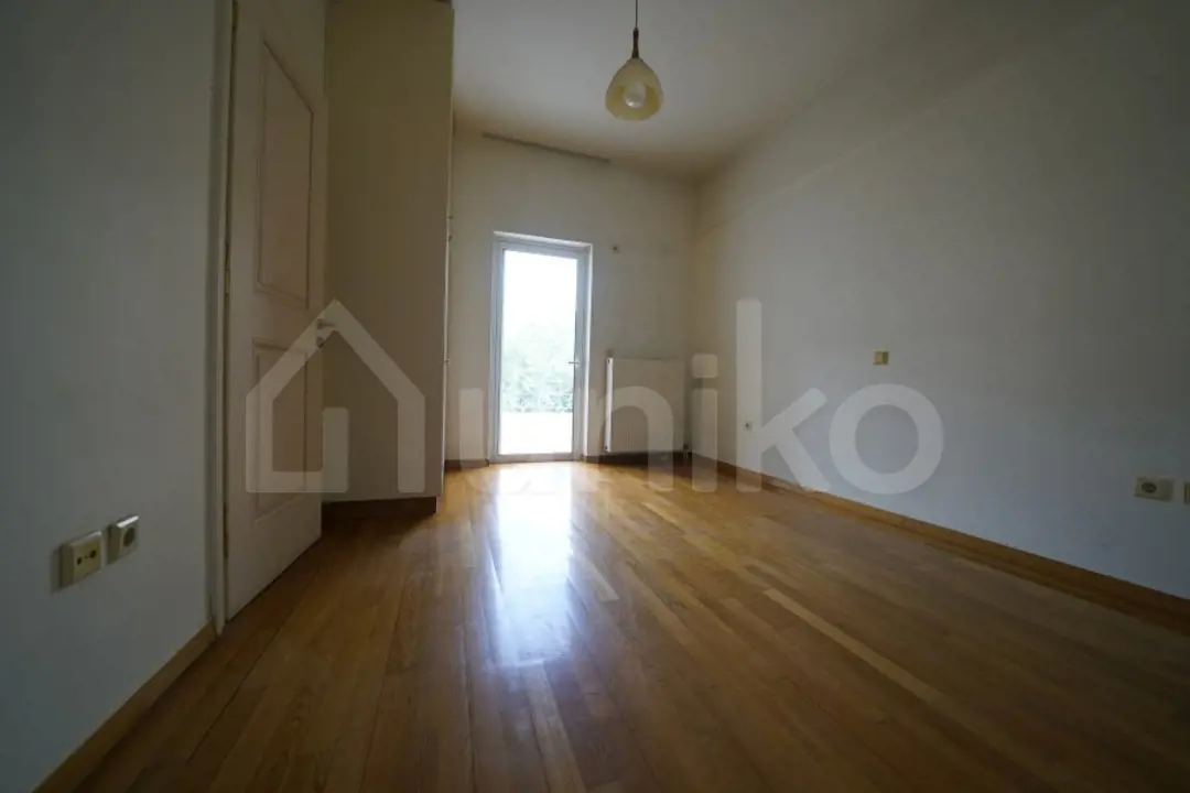 Secondary Photo of property with code 00007871