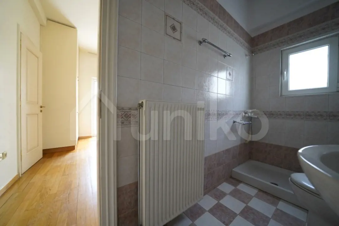 Secondary Photo of property with code 00007871