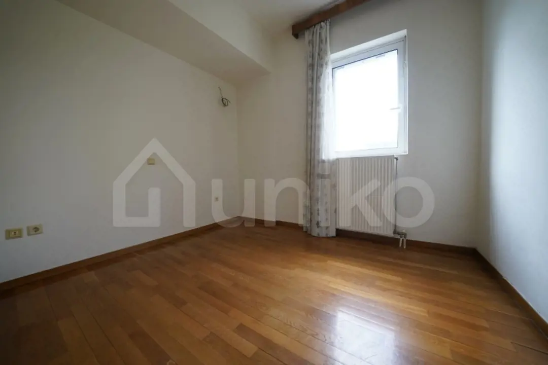 Secondary Photo of property with code 00007871