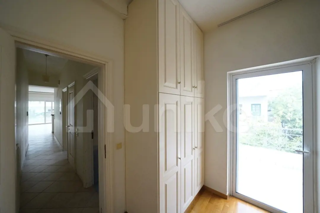 Secondary Photo of property with code 00007871