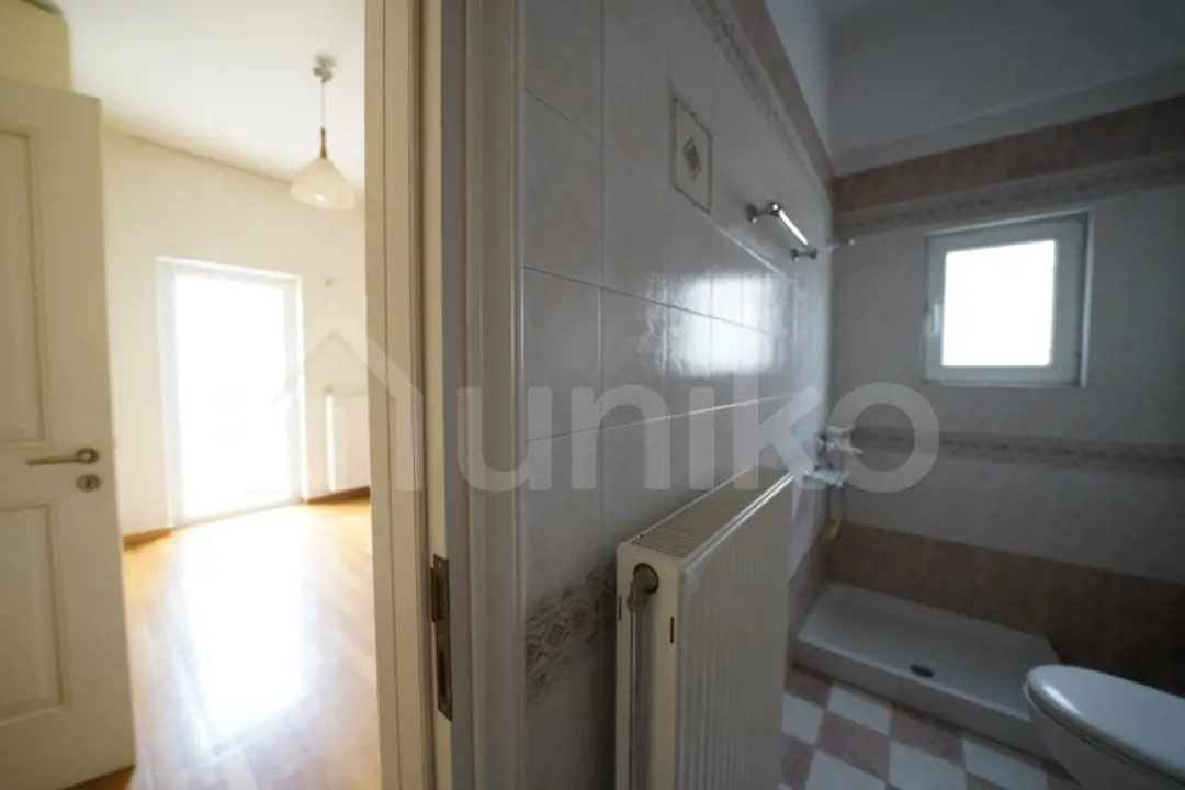 Secondary Photo of property with code 00007871
