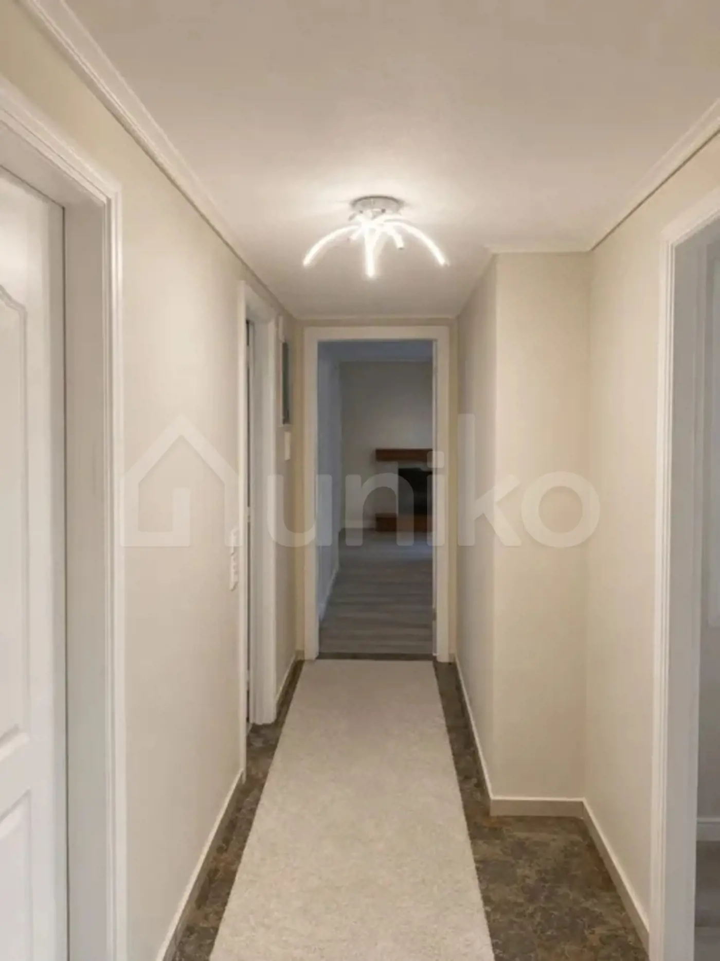Secondary Photo of property with code 00009185