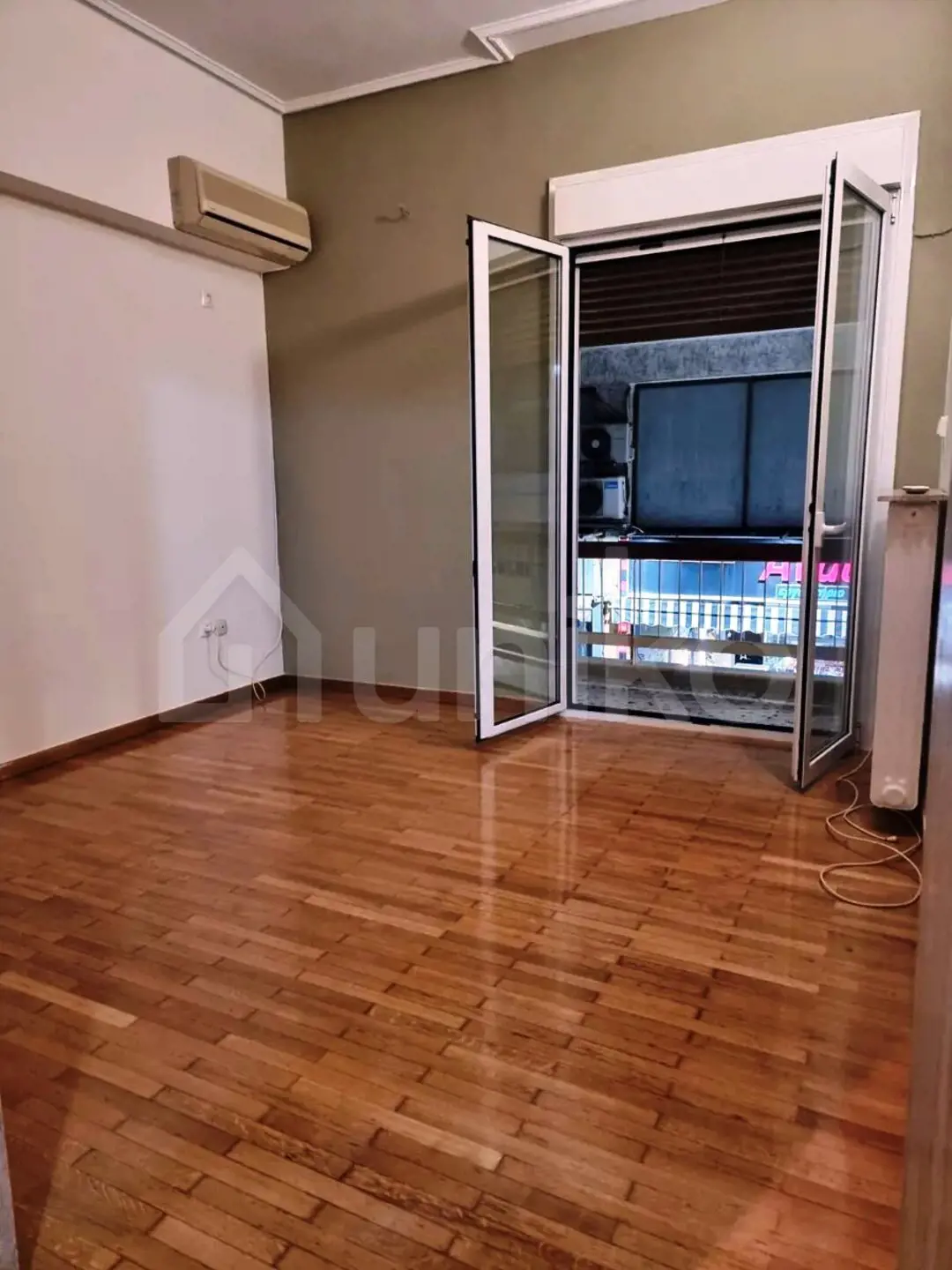 Secondary Photo of property with code 00009578