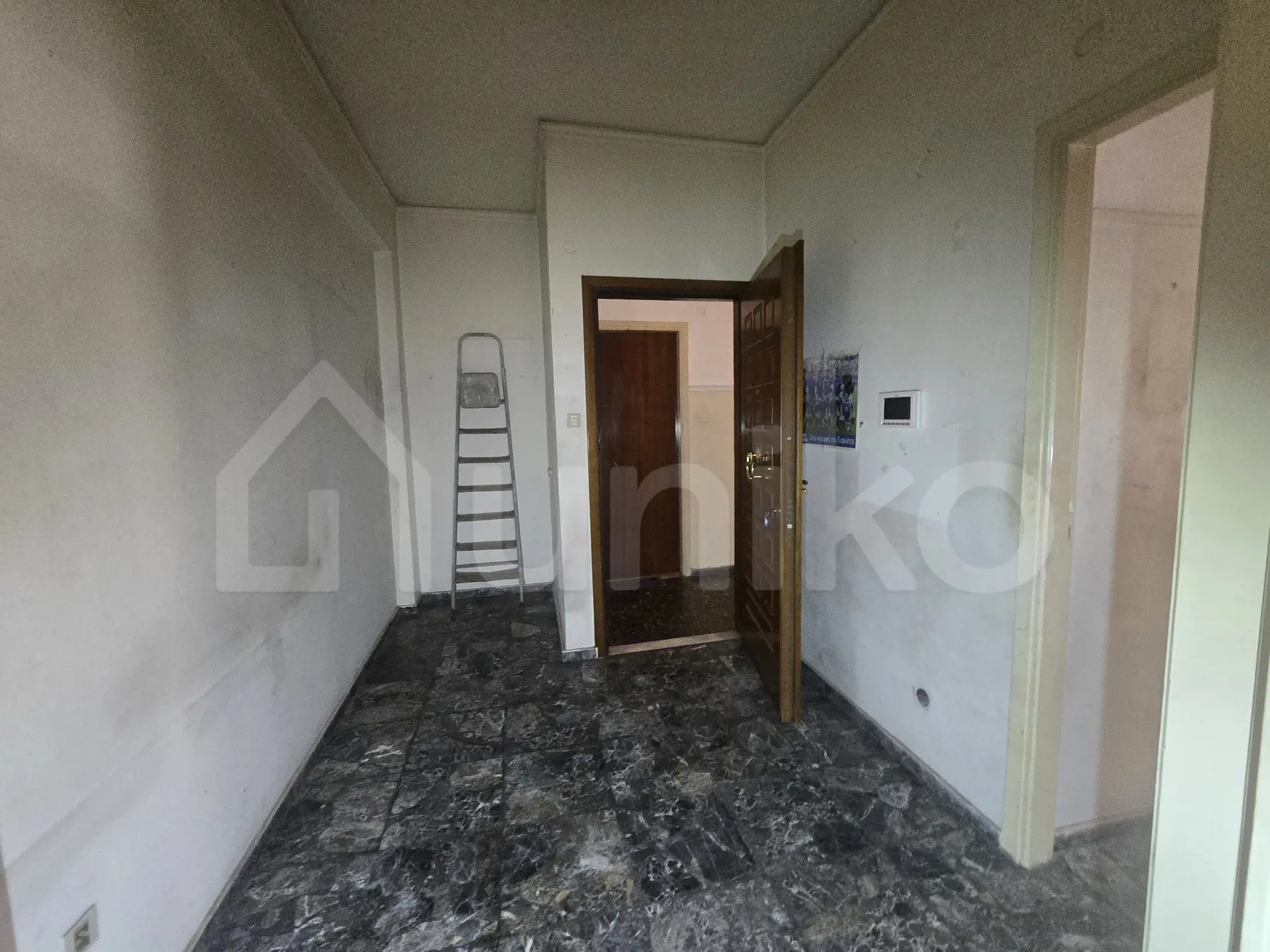 Secondary Photo of property with code 00009653